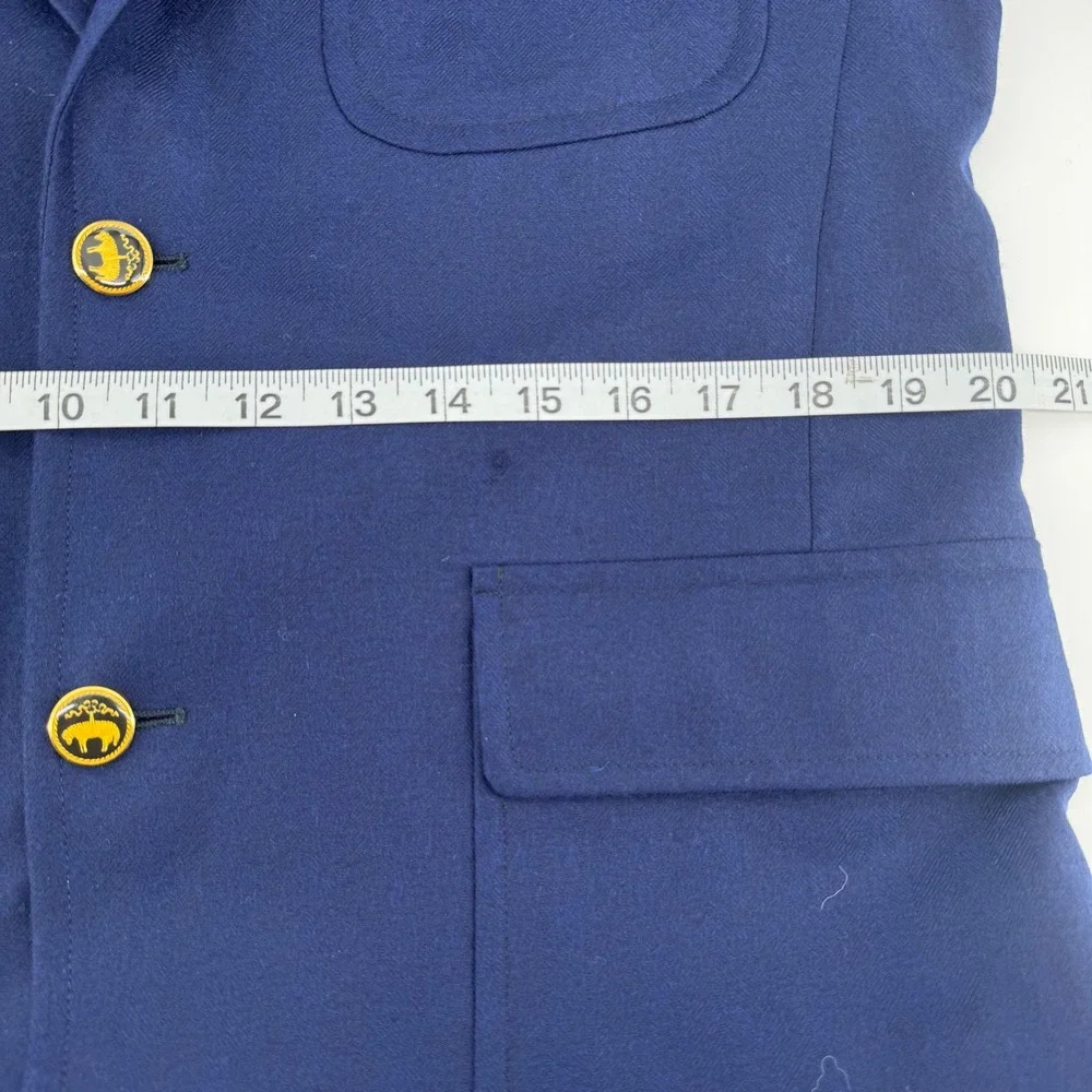Brooks Brothers Blazer Mens 40S Navy Blue Cashmere Gold Crest Button Tailored